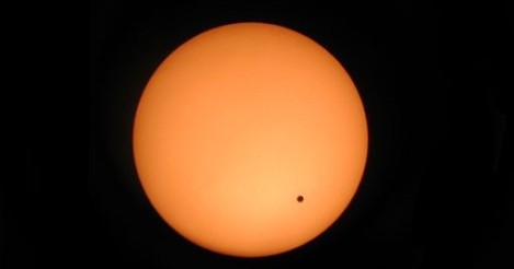 Image of Venus transiting the sun