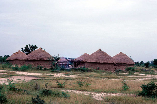 nigeria hut photo