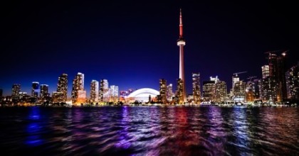 Photo of Toronto skyline at night