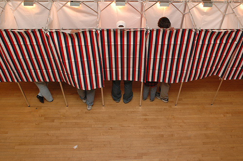voting booth USA photo