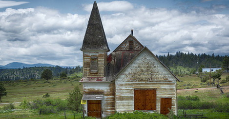 abandoned church photo